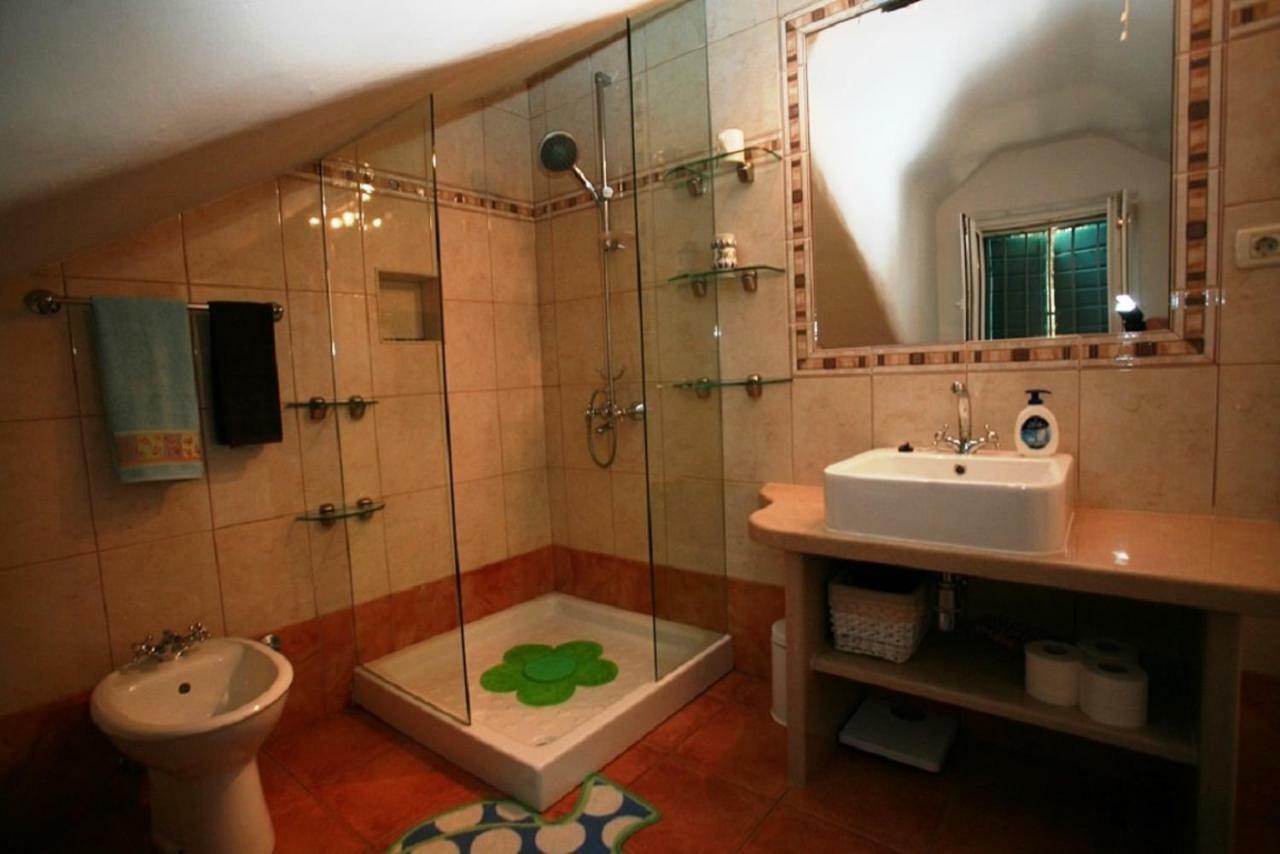 Deluxe Villa Sirena On The Beach With Pool Supetar Zewnętrze zdjęcie