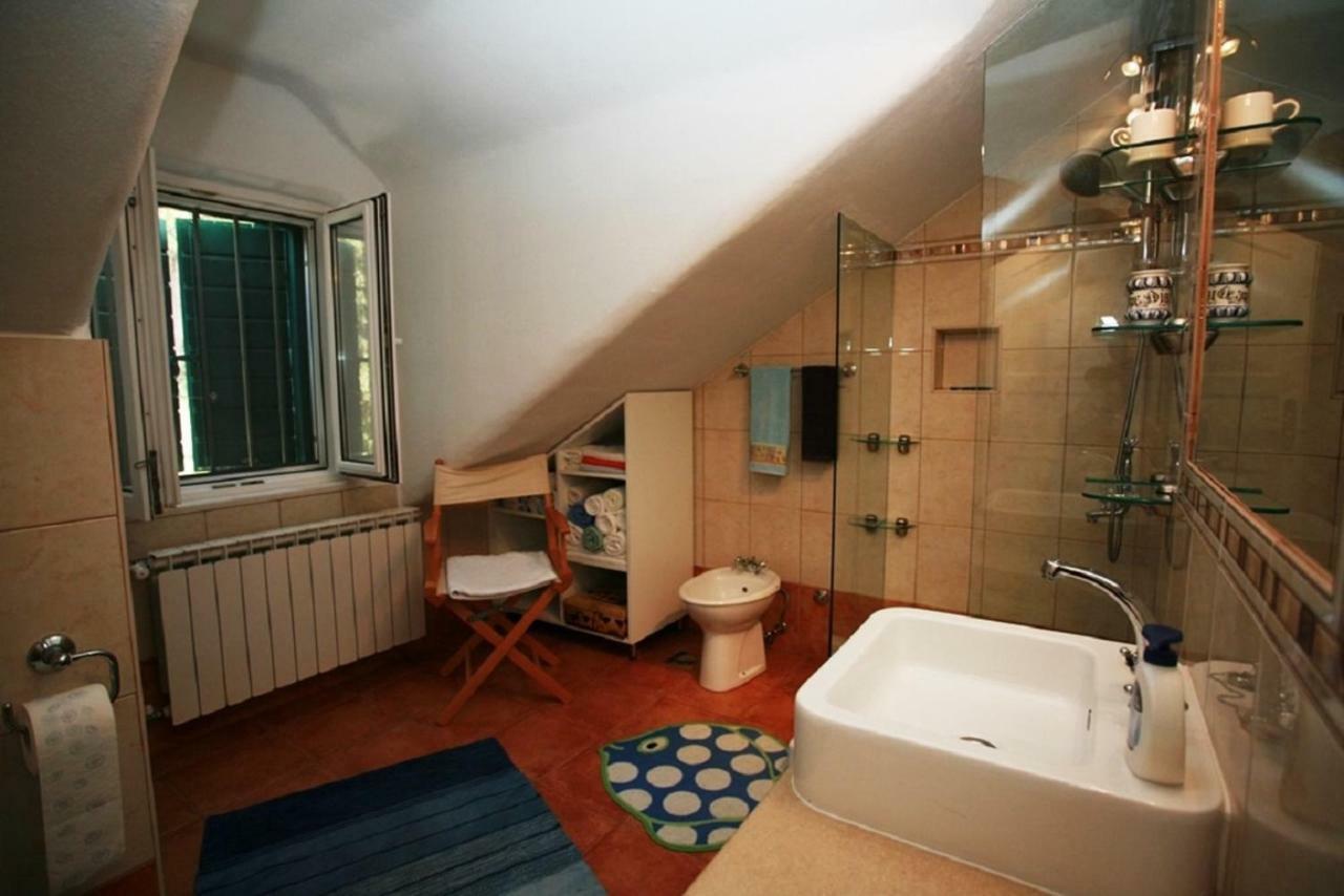 Deluxe Villa Sirena On The Beach With Pool Supetar Zewnętrze zdjęcie